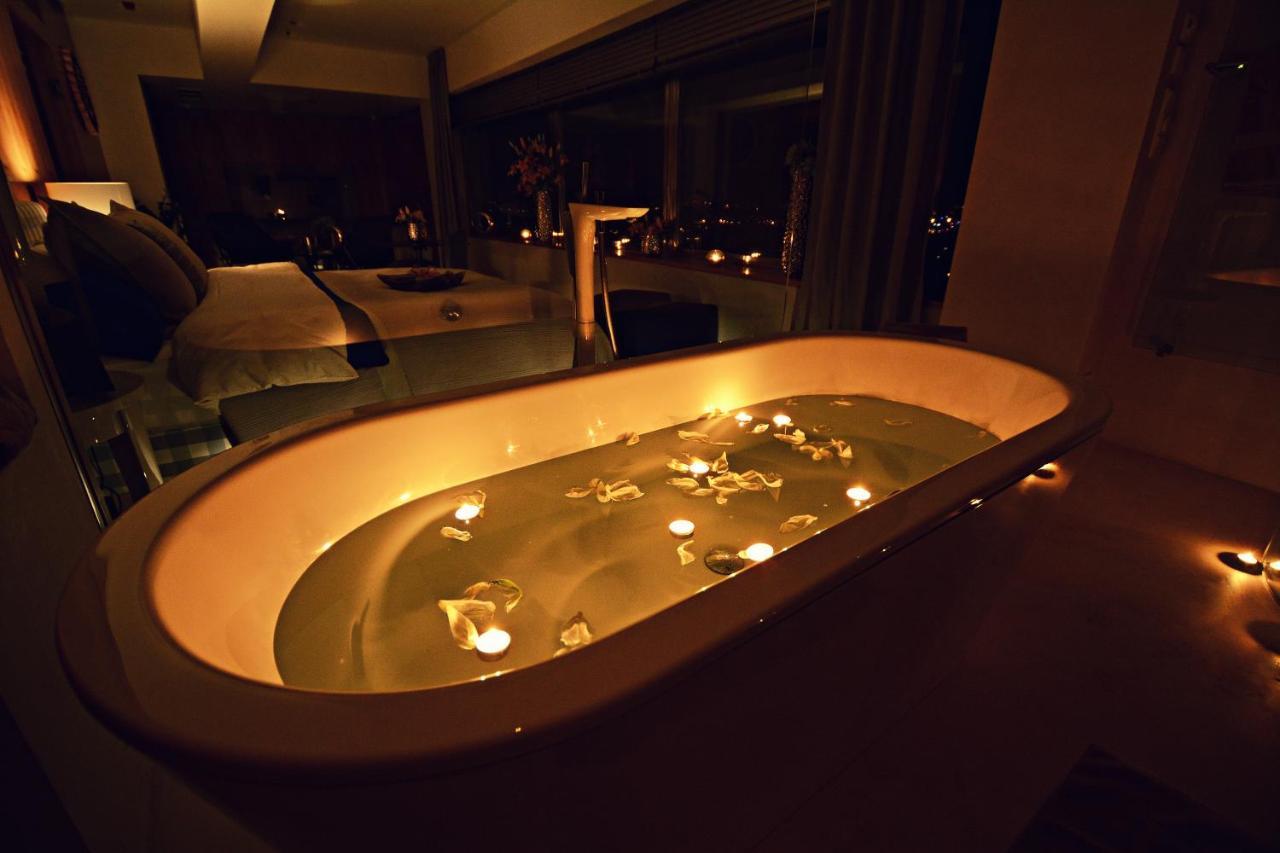 Sky Suite Hotel Prag Exteriör bild